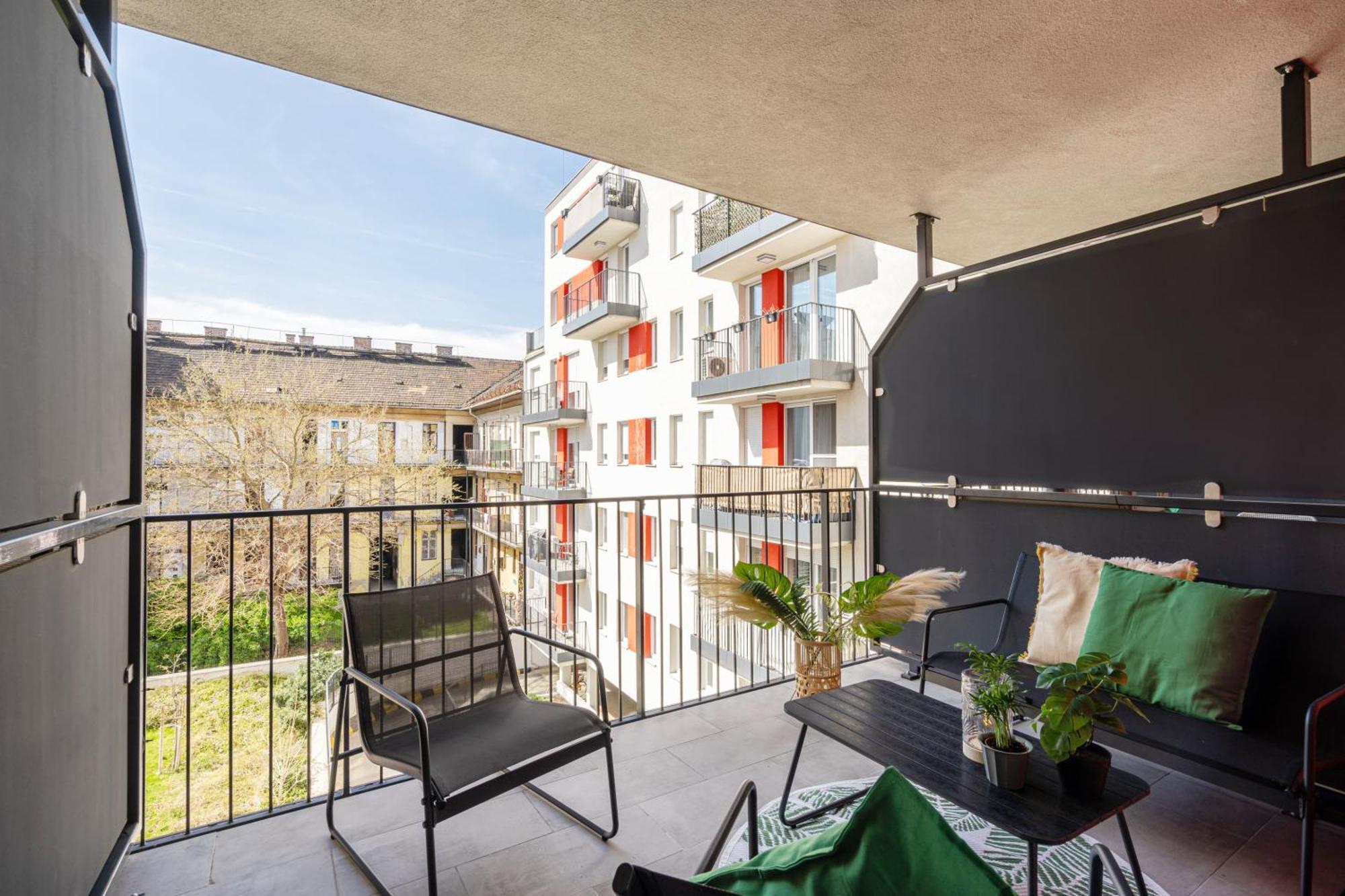 All You Need In Bp - Garage, Terraces, Aircon Budapest Exterior photo
